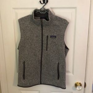 Patagonia men’s vest Size M
